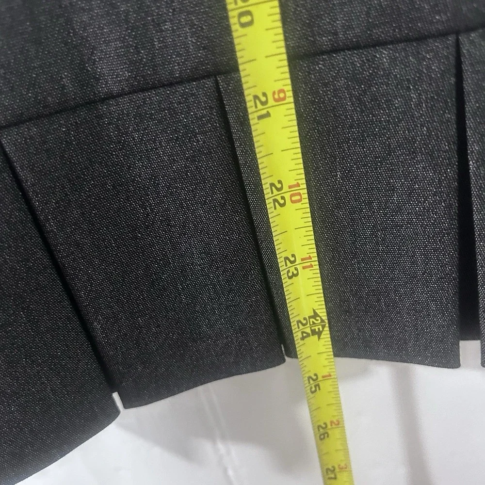 Jones New York Gray Pencil Straight Skirt Ruffle Flounce On Bottom Corpcore